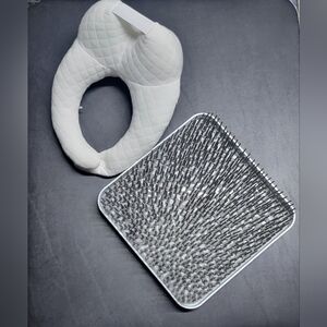 Boon Gray/White Spiky Dish Drying Mat & Baby Self Feeding Pillow